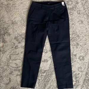Navy loft crop pants.  NWT Size 6.
